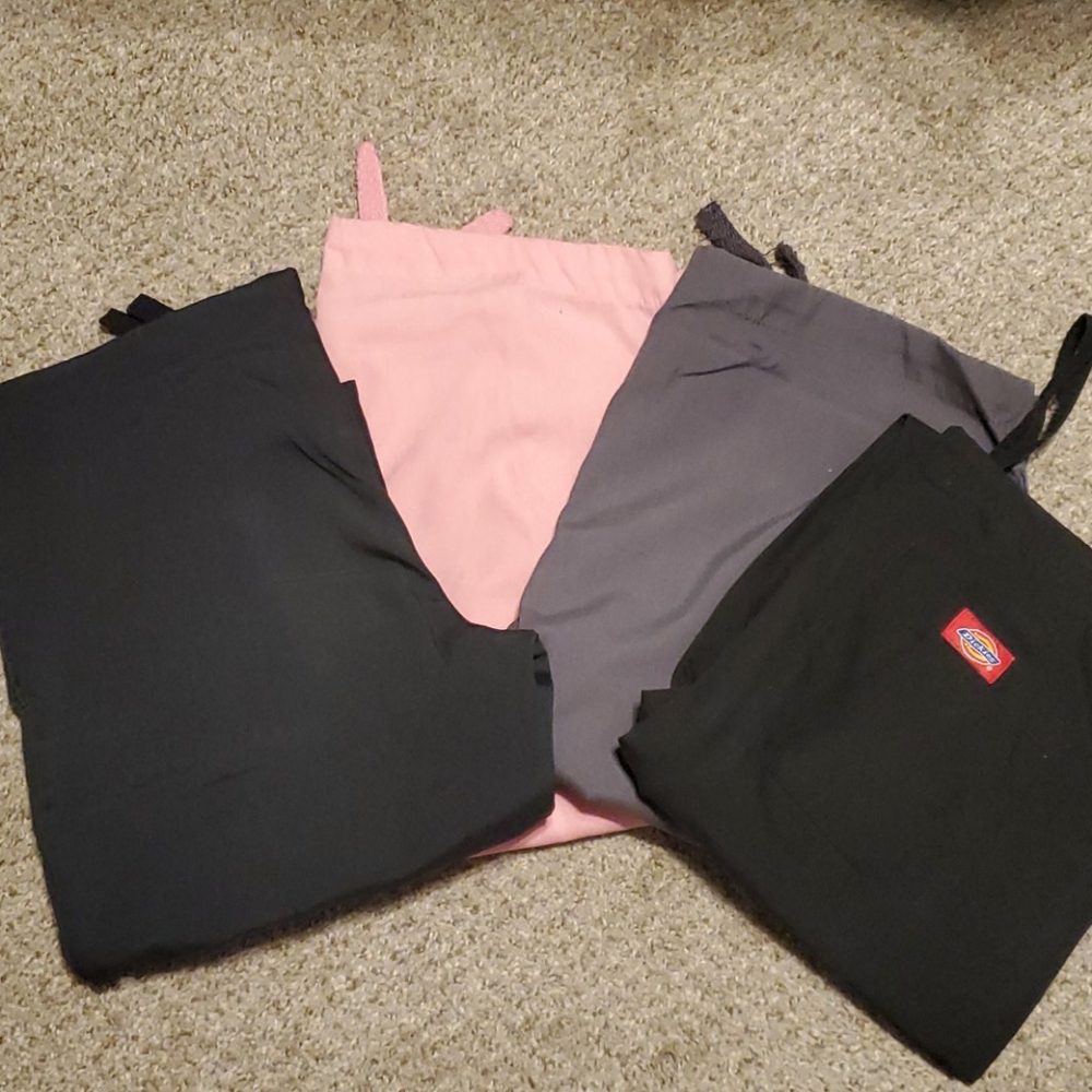 4 scrub pants